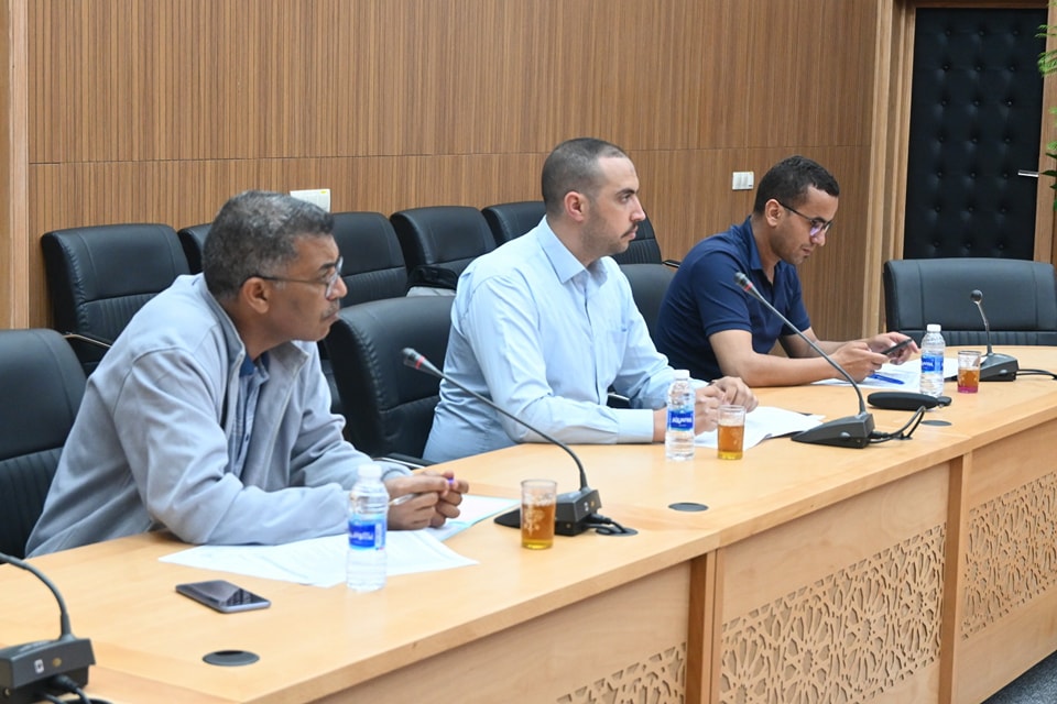 مجلس عمالة إنزكان أيت ملول يناقش مراحل تنفيذ مشروع السقي الجماعي بدوار البيض